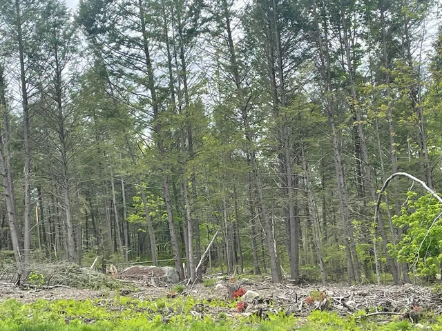 $199,500 | 13a Zions Hill Road, Chesterville, ME 04938