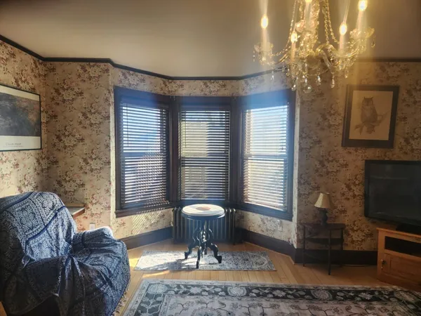 $3,000 | 15 Arlington Street, Unit 1, Fitchburg, MA 01420