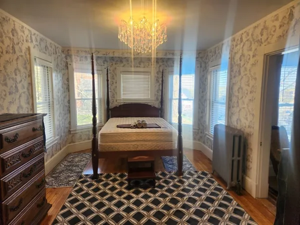 $3,000 | 15 Arlington Street, Unit 1, Fitchburg, MA 01420