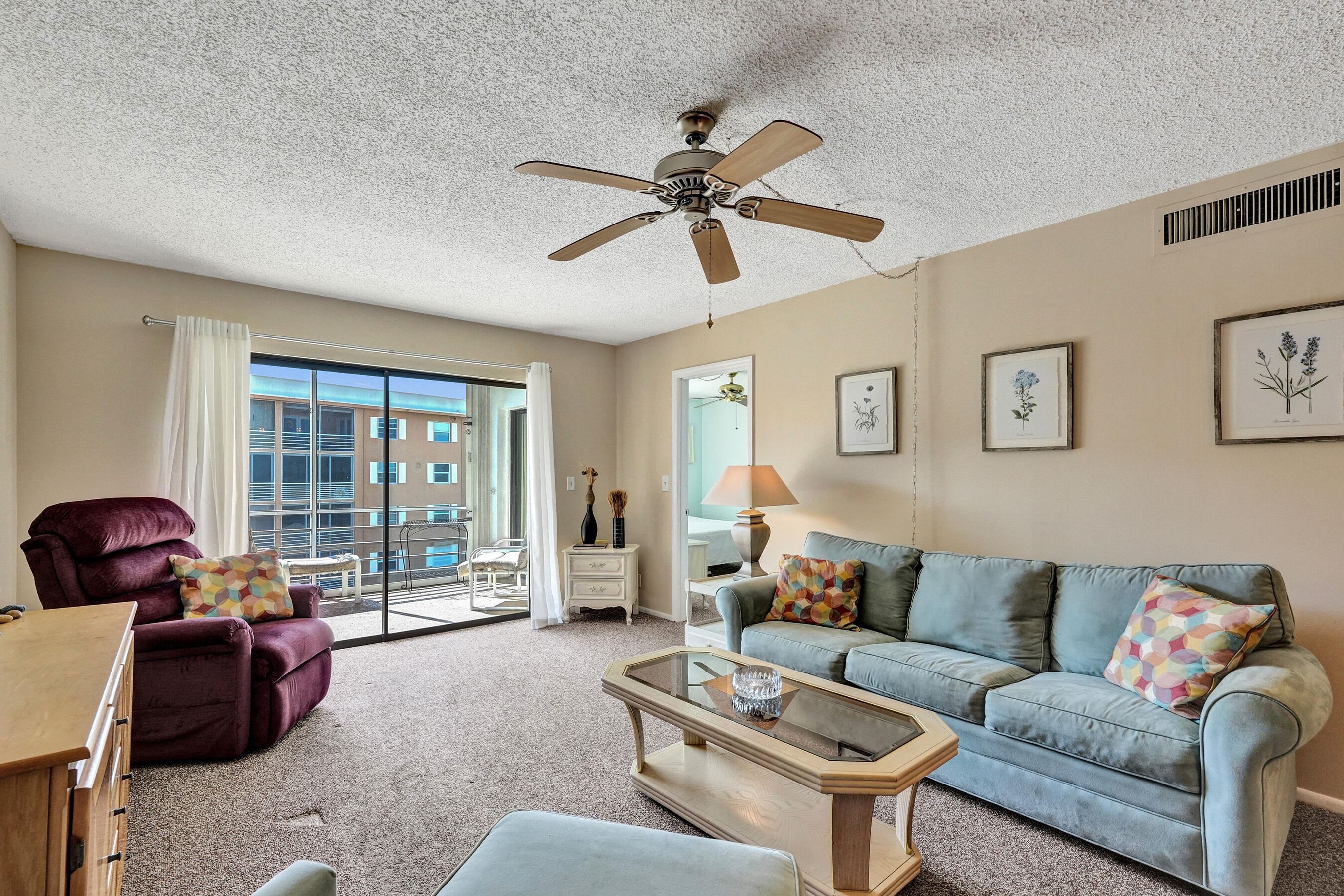 308 Golfview Road, Unit 406 North Palm Beach, FL 33408 - Photo 15 of 45 DSC02110