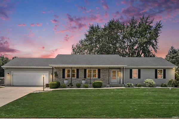$429,900 | 59789 Settlers Trail, Osceola, IN 46561