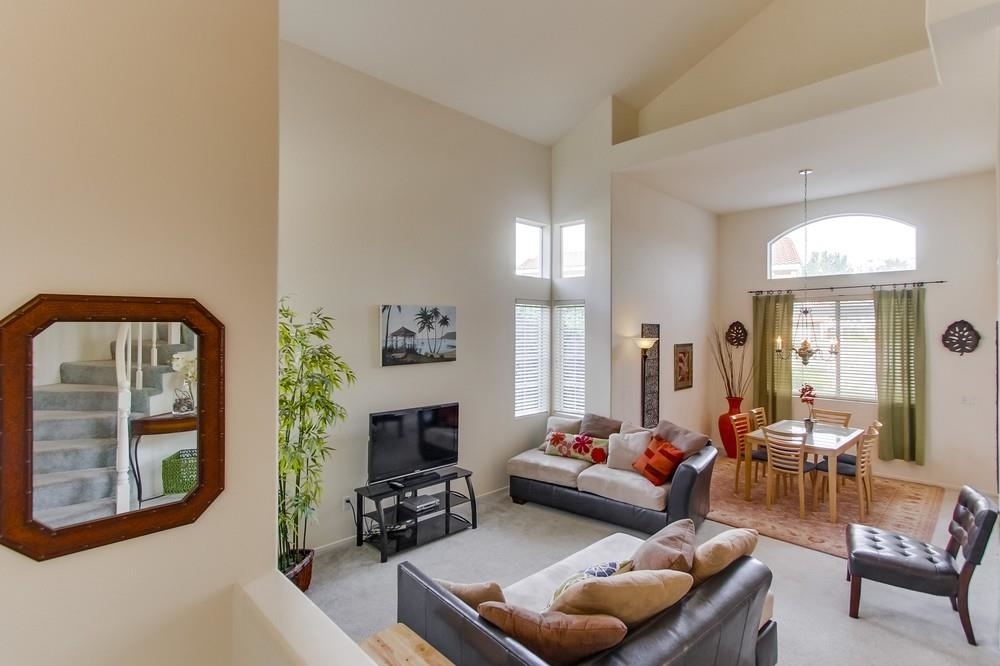 686 Poppy Road San Marcos, CA 92078 - Photo 4 of 25 Gallery Image 4
