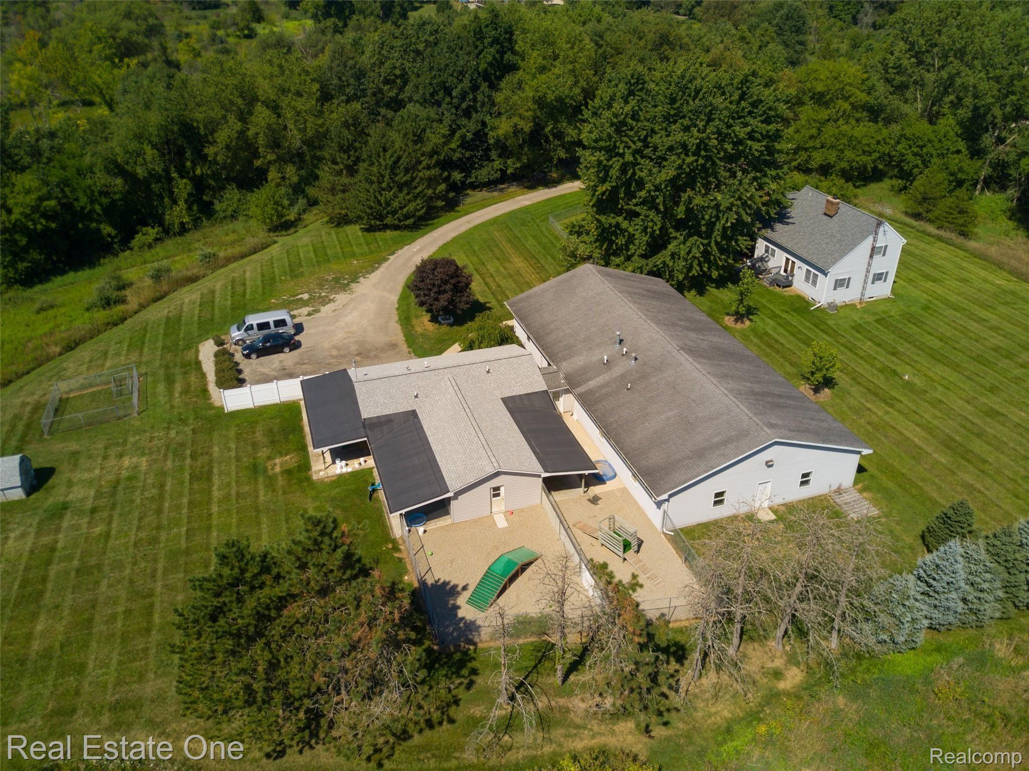 5243 Walsh Road Whitmore Lake, MI 48189 - Photo 91 of 98 IMG-0089.jpg