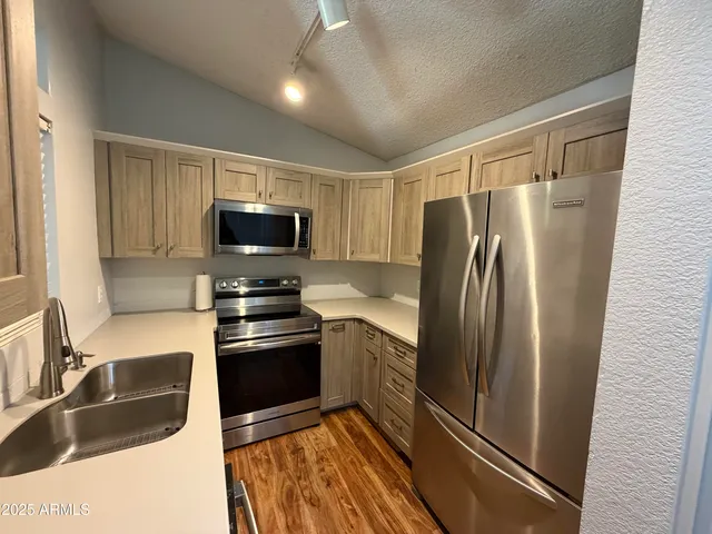$1,400 | 6550 North 47th Avenue, Unit 292, Glendale, AZ 85301