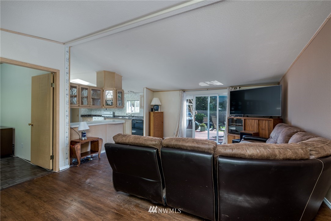 3446 West McLeod Road Bellingham, WA 98225 - Photo 3 of 26 Gallery Image 3
