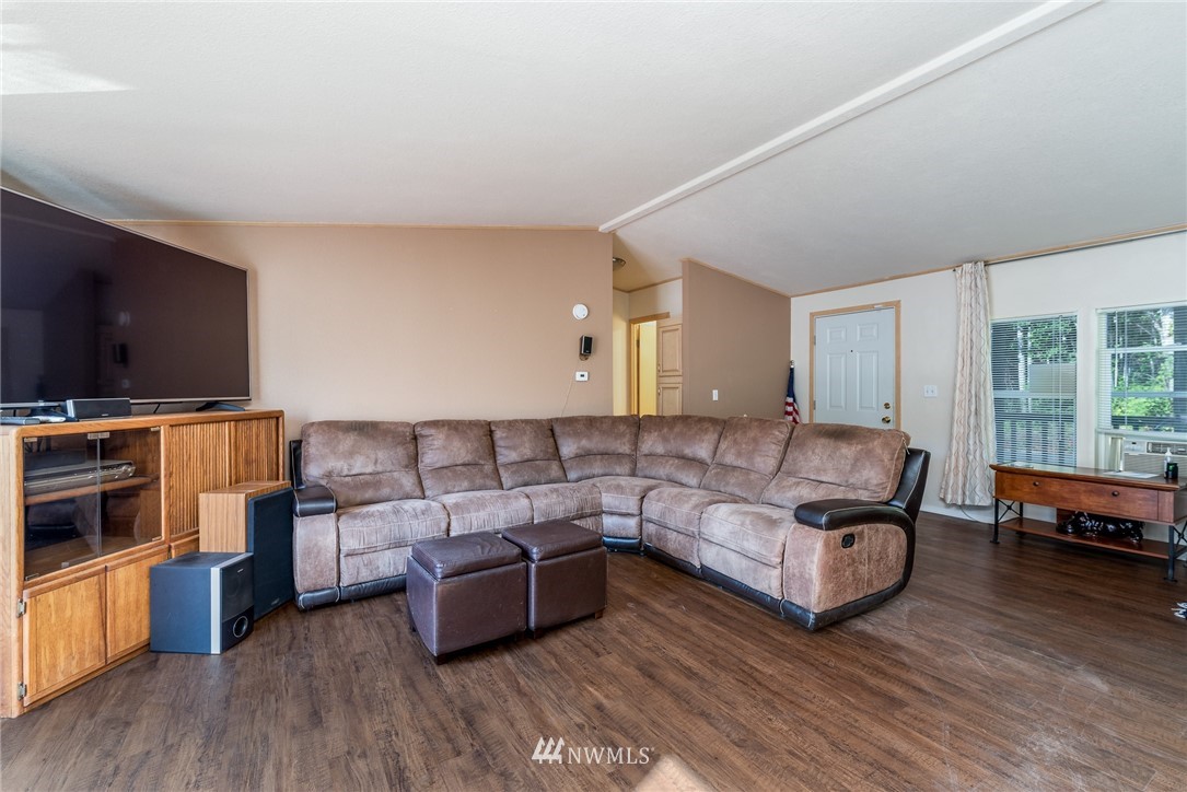 3446 West McLeod Road Bellingham, WA 98225 - Photo 5 of 26 Gallery Image 5