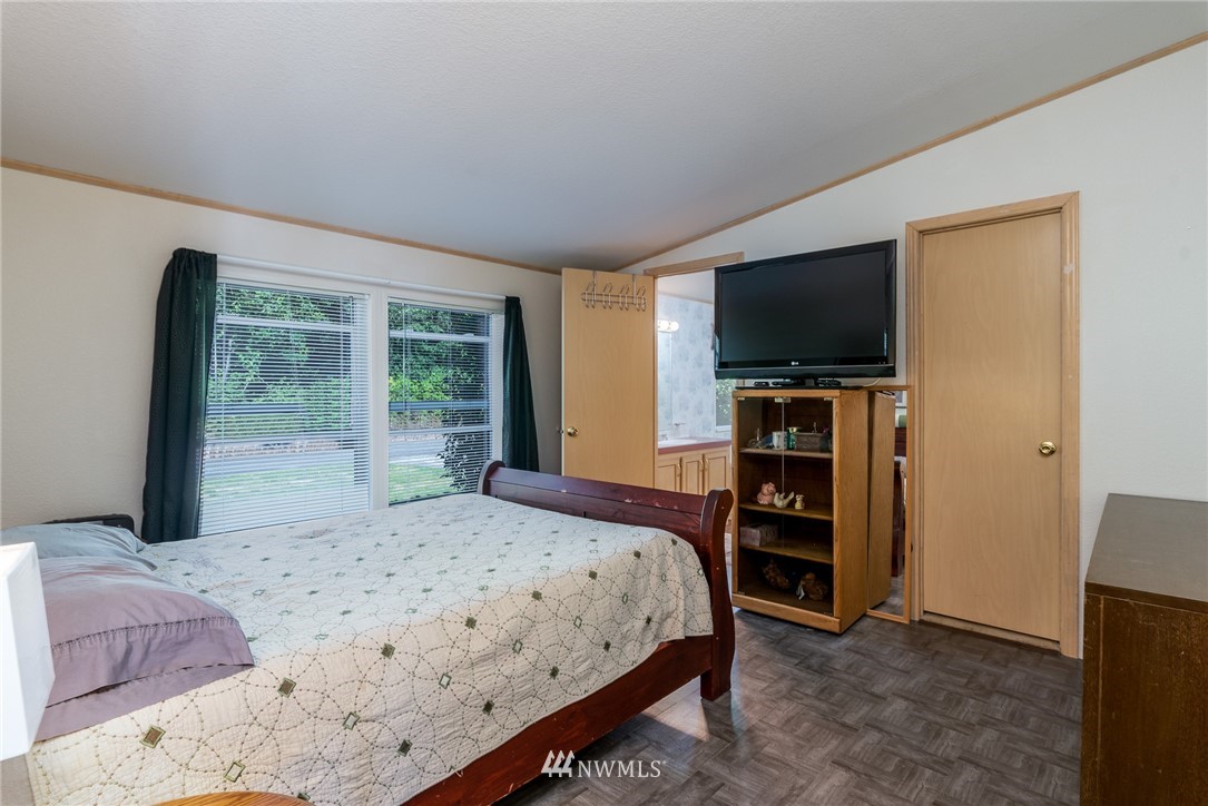 3446 West McLeod Road Bellingham, WA 98225 - Photo 6 of 26 Gallery Image 6