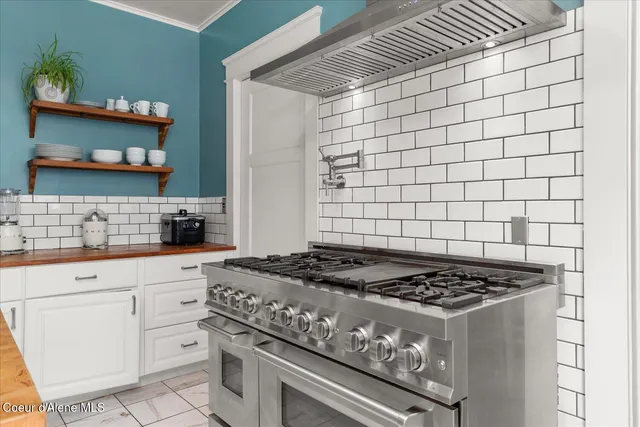 $1,170,000 | 504 1st Street, Wallace, ID 83873