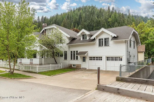 $1,170,000 | 504 1st Street, Wallace, ID 83873