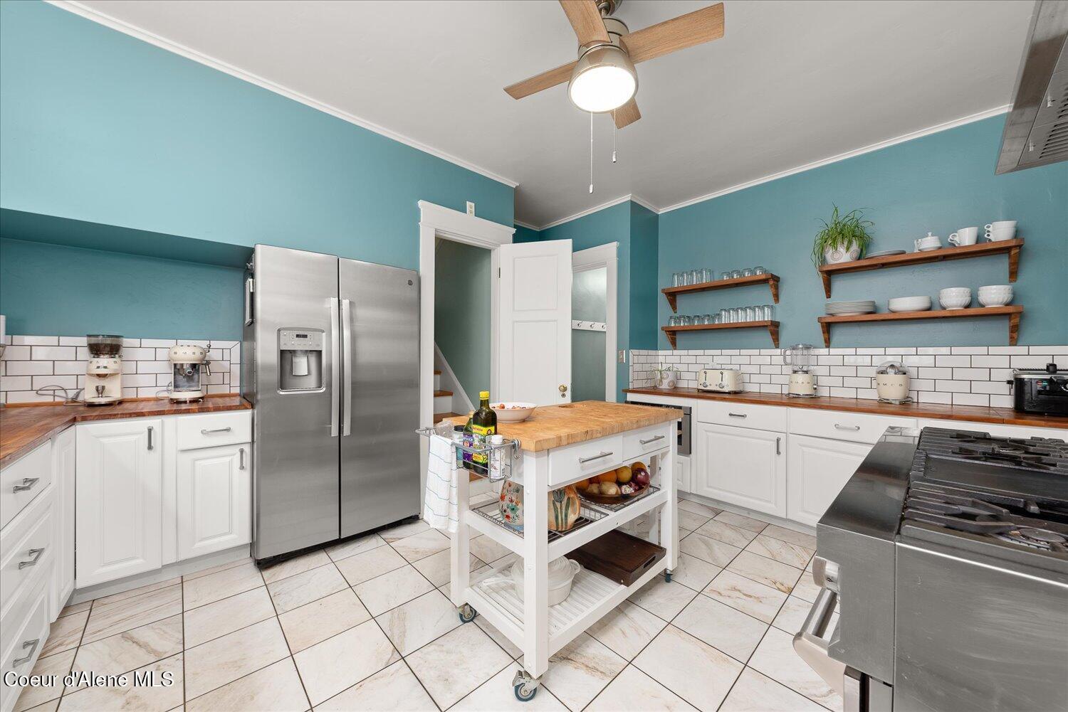 504 1st Street Wallace, ID 83873 - Photo 32 of 97 Professional Chef's Gourmet Kitchen