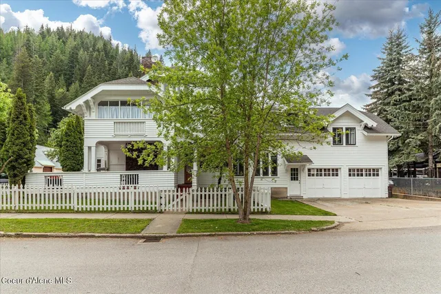 $1,170,000 | 504 1st Street, Wallace, ID 83873