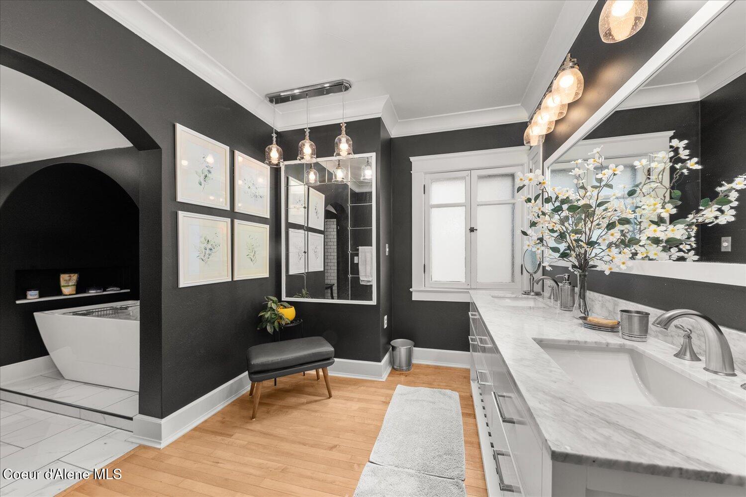 504 1st Street Wallace, ID 83873 - Photo 45 of 97 Master Bedroom Suite