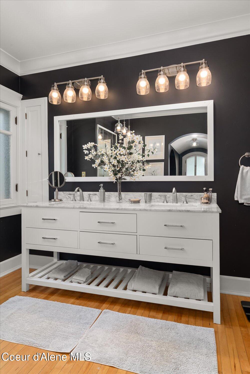 504 1st Street Wallace, ID 83873 - Photo 48 of 97 Master Bedroom Suite