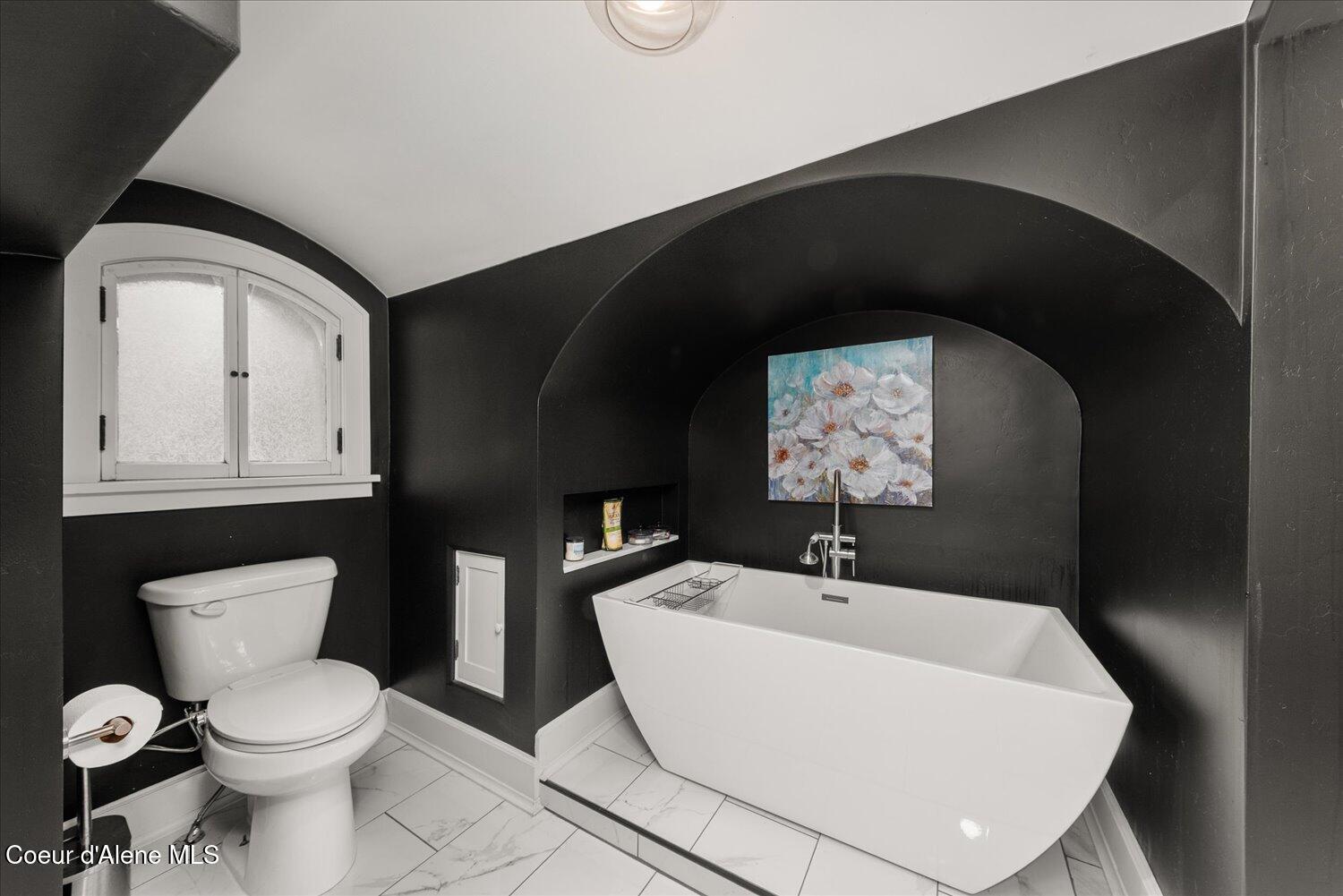 504 1st Street Wallace, ID 83873 - Photo 50 of 97 Master Bedroom Suite