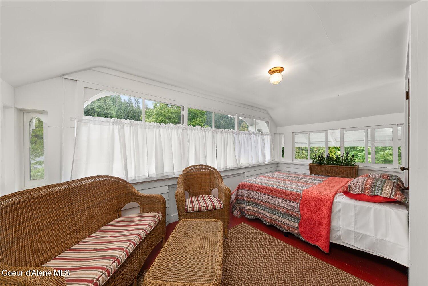 504 1st Street Wallace, ID 83873 - Photo 57 of 97 2nd Floor Sunroom