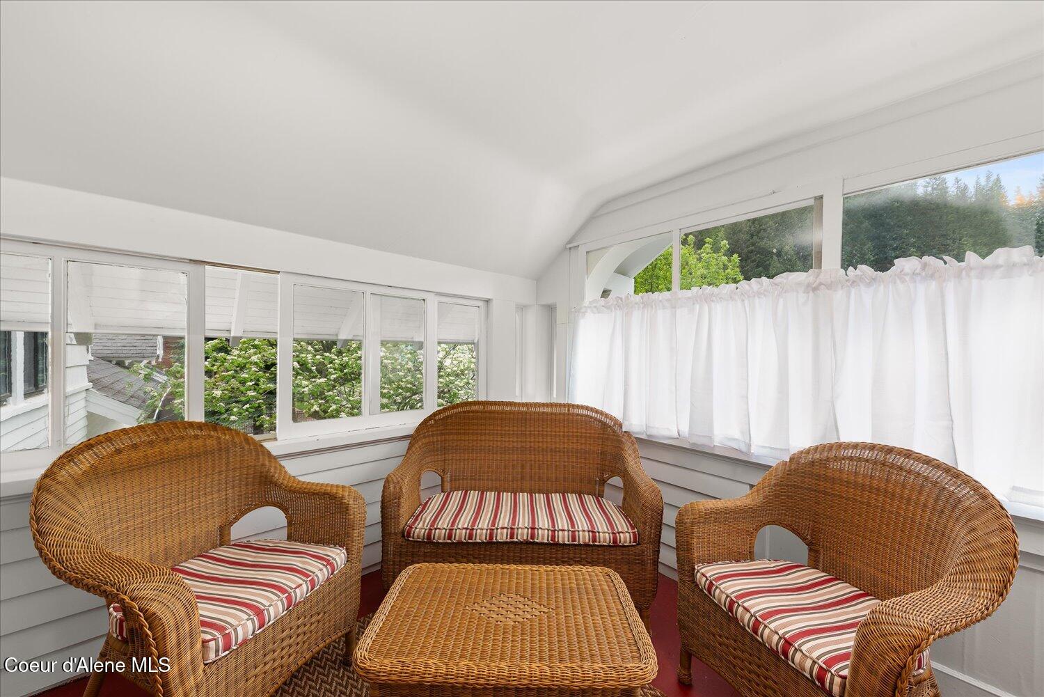 504 1st Street Wallace, ID 83873 - Photo 59 of 97 2nd Floor Sunroom