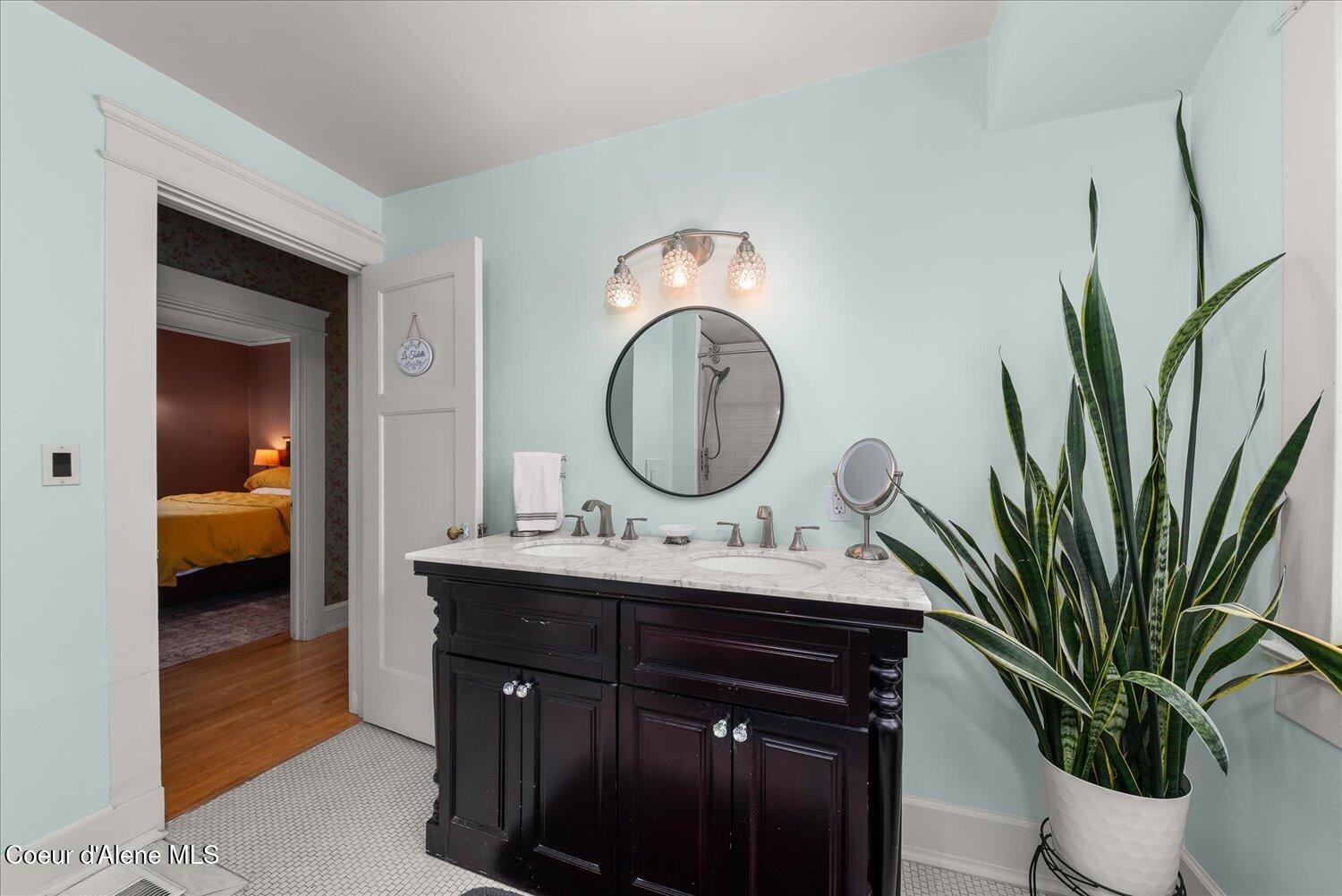 504 1st Street Wallace, ID 83873 - Photo 61 of 97 Bathroom