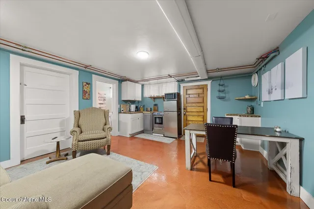 $1,170,000 | 504 1st Street, Wallace, ID 83873