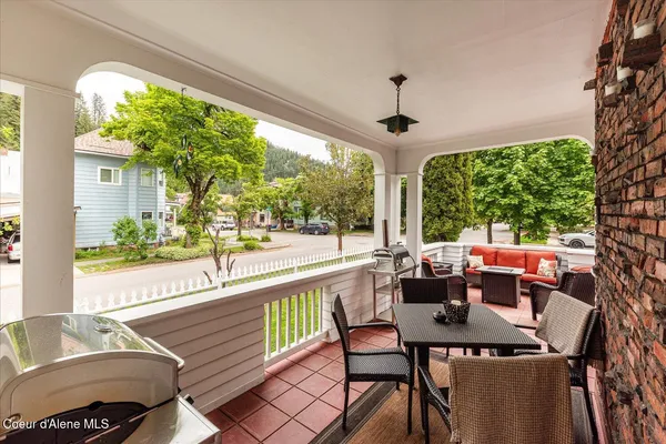 $1,170,000 | 504 1st Street, Wallace, ID 83873