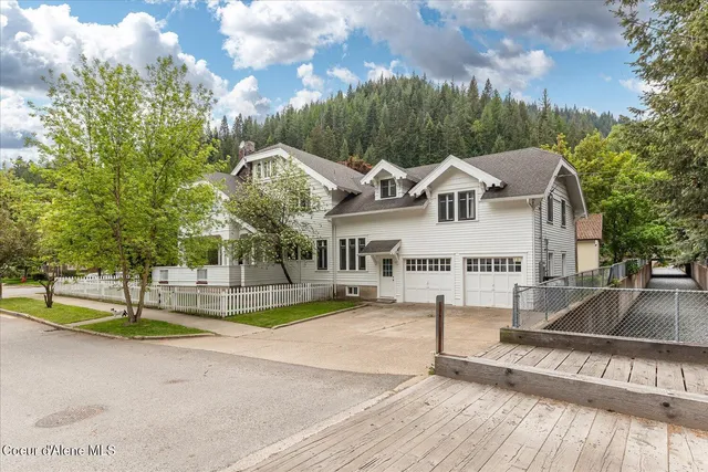 $1,170,000 | 504 1st Street, Wallace, ID 83873