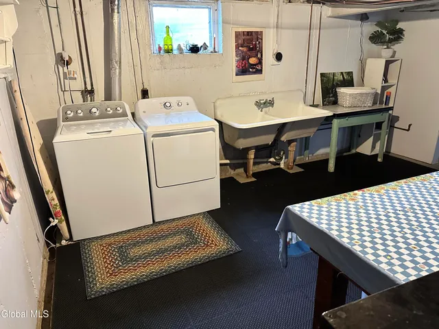 $299,000 | 29 East Grand Street, Palatine Bridge, NY 13428