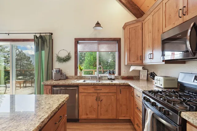 $595,000 | 20819 Muheli Road, Mi Wuk Village, CA 95346