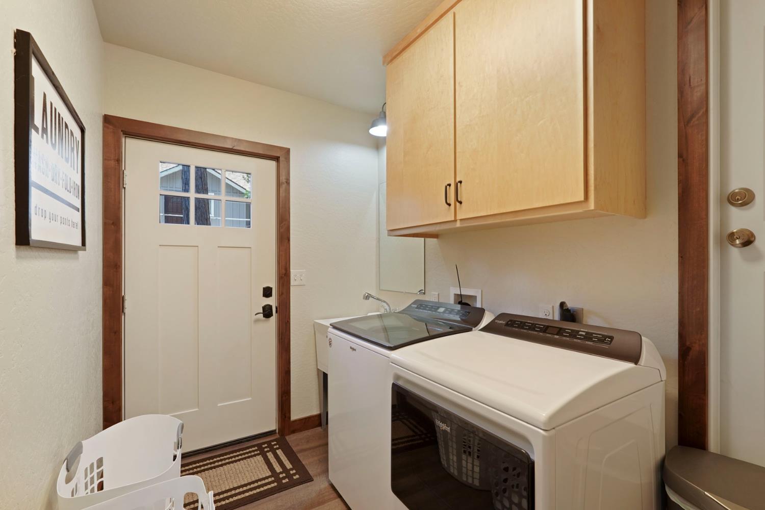 20819 Muheli Road Mi Wuk Village, CA 95346 - Photo 43 of 49 a utility room with dryer and washer