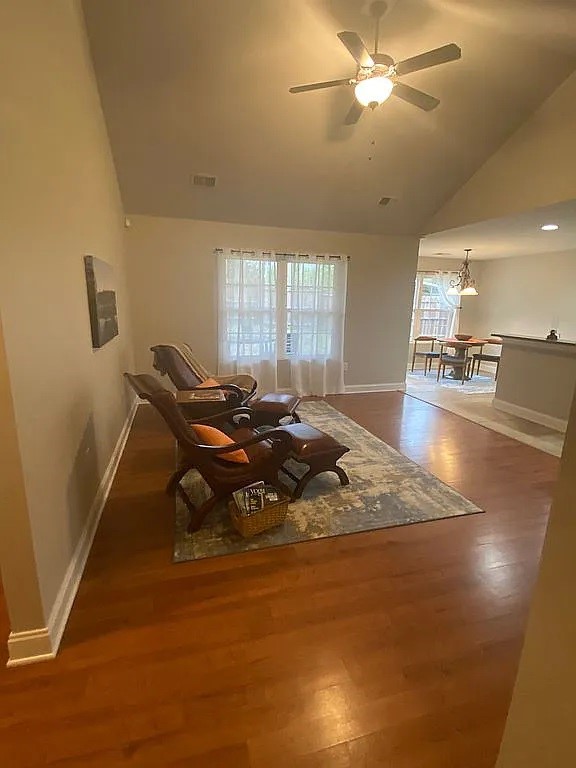 202 Maple Grove Road Seneca, SC 29678 - Photo 4 of 38 Gallery Image 4