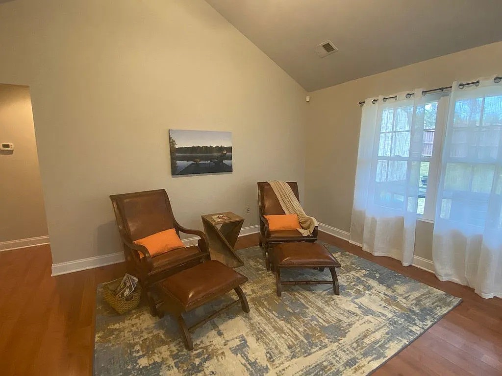 202 Maple Grove Road Seneca, SC 29678 - Photo 5 of 38 Gallery Image 5