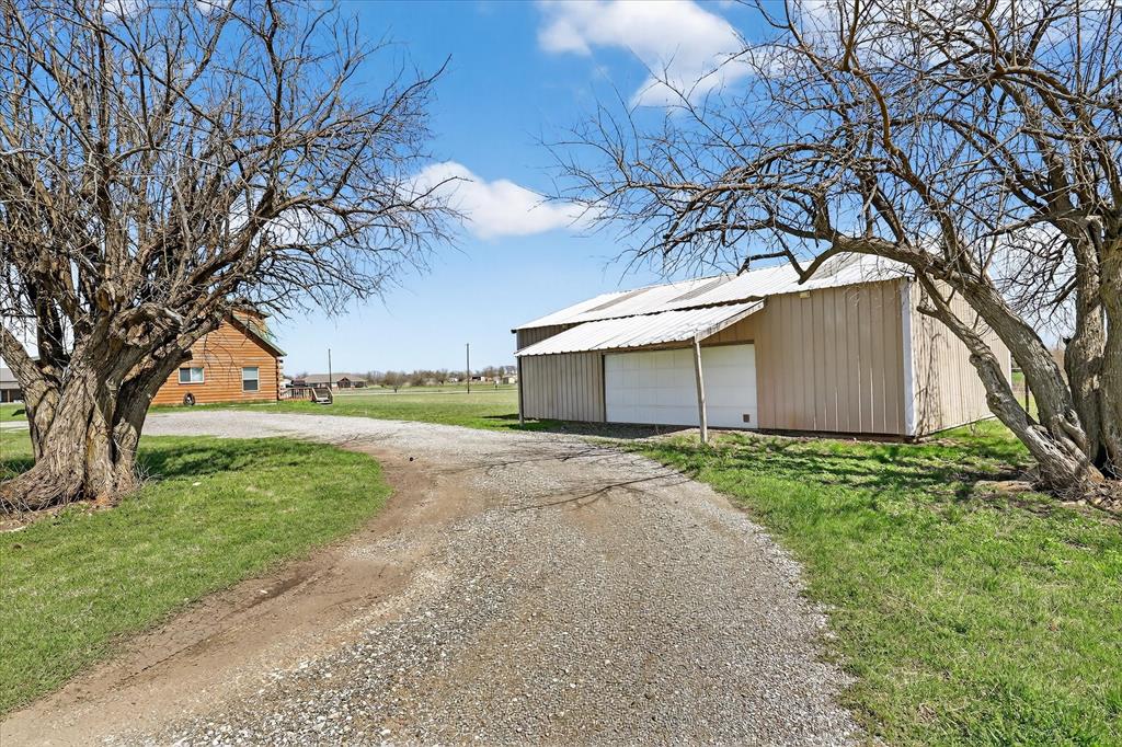131 Hawk Ridge Decatur, TX 76234 - Photo 14 of 34