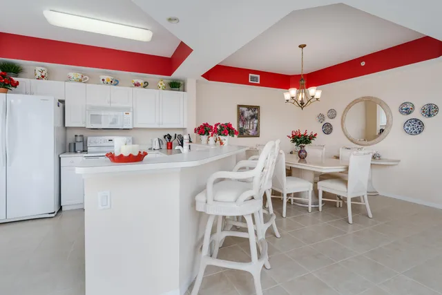 $330,000 | 3990 Loblolly Bay Drive, Unit 302, Naples, FL 34114