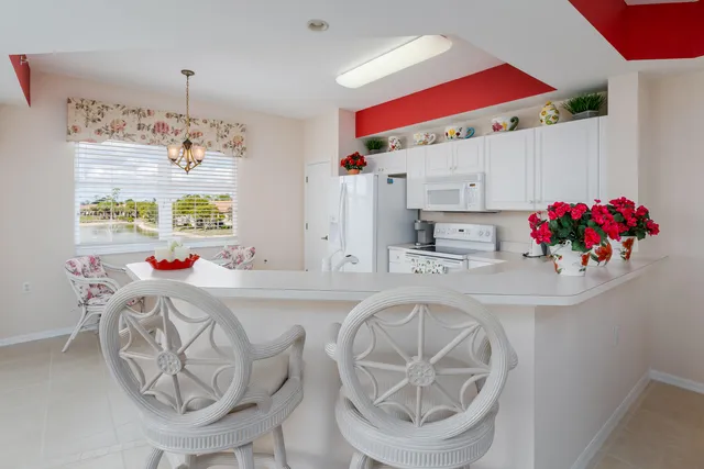 $330,000 | 3990 Loblolly Bay Drive, Unit 302, Naples, FL 34114