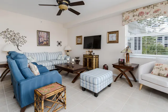 $330,000 | 3990 Loblolly Bay Drive, Unit 302, Naples, FL 34114