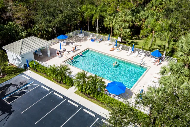 $330,000 | 3990 Loblolly Bay Drive, Unit 302, Naples, FL 34114