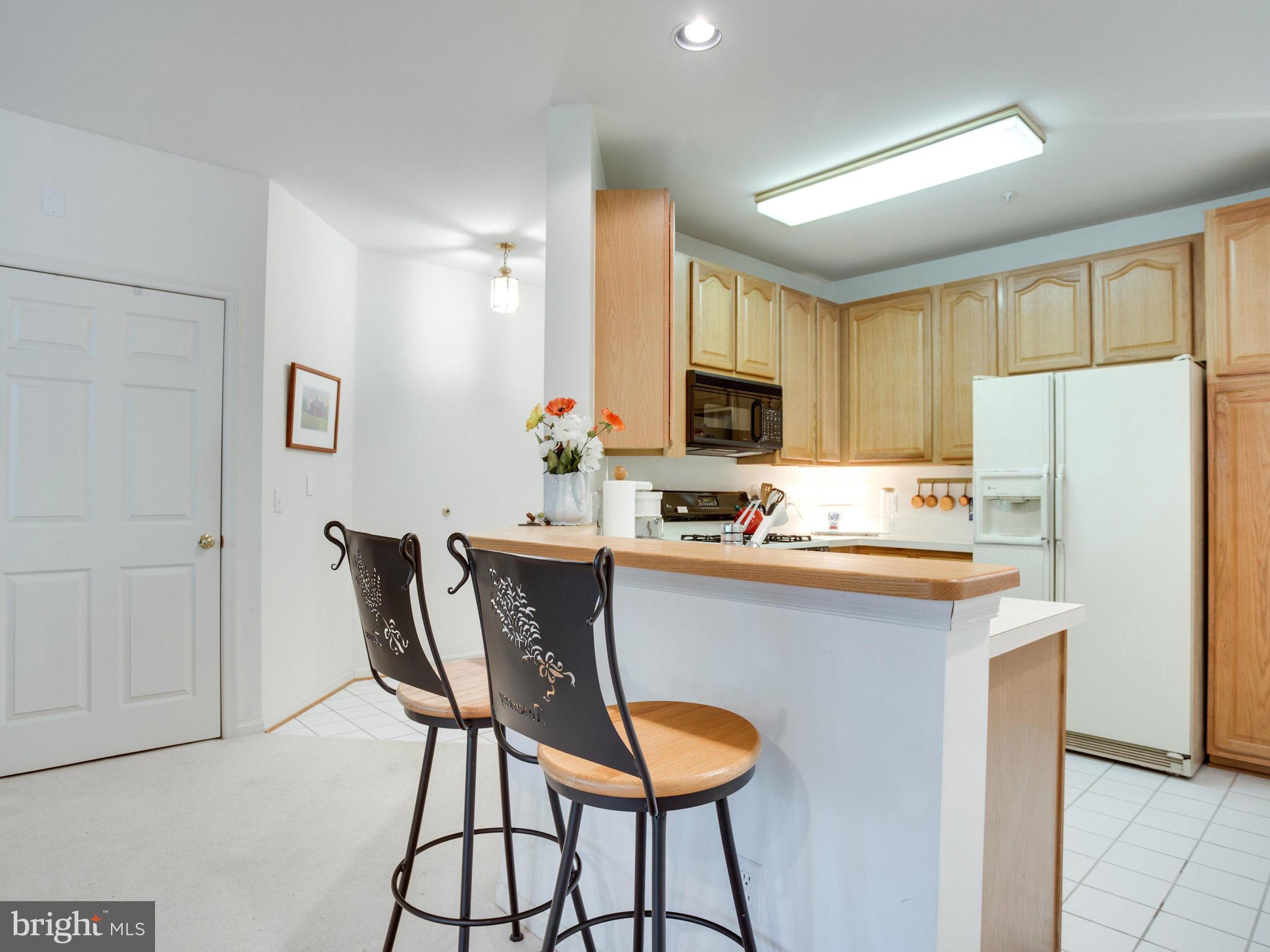 824 Runabout Loop, Unit 824 Solomons, MD 20688 - Photo 7 of 30 Kitchen