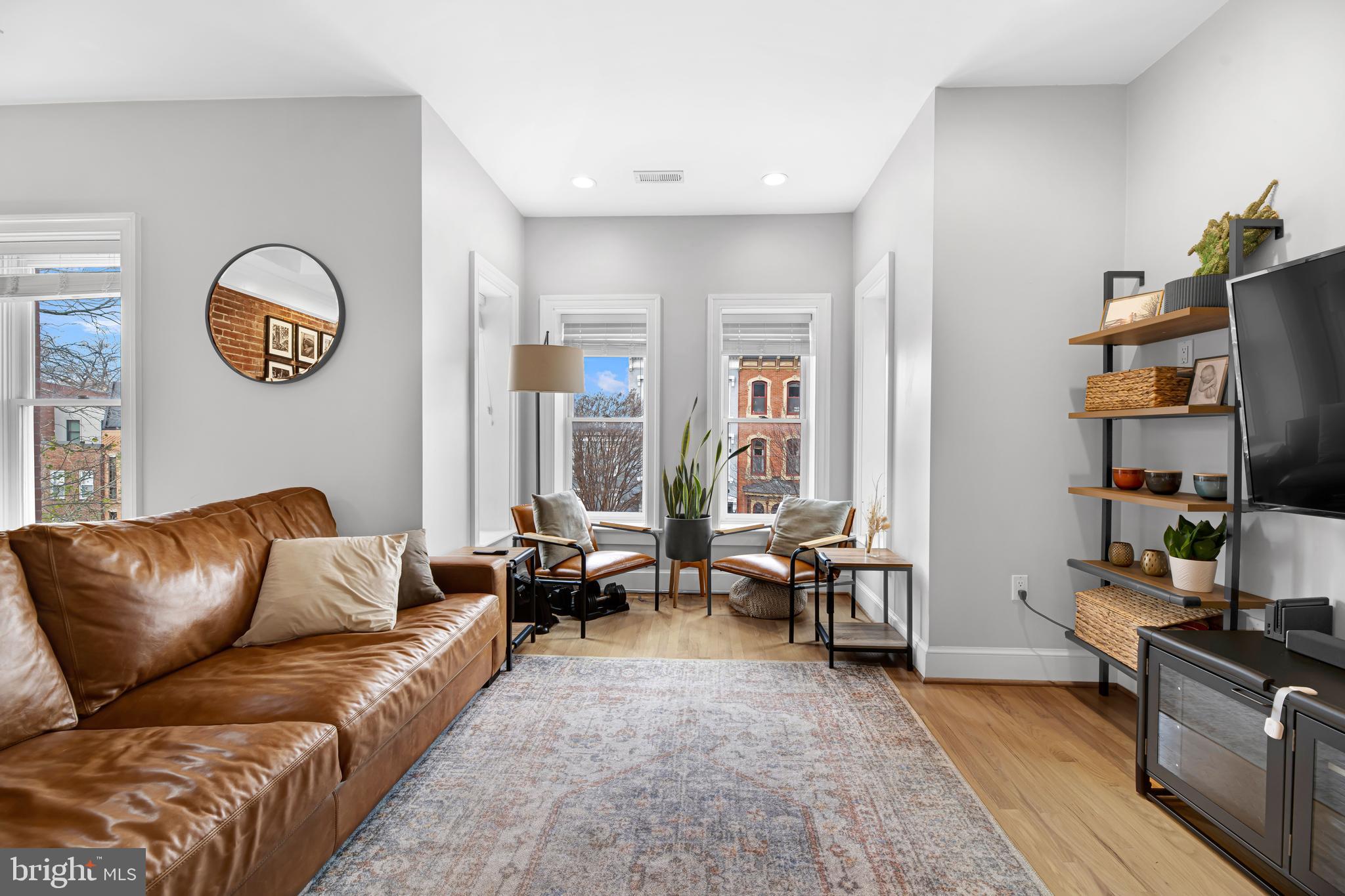 444 M Street Northwest, Unit 4 Washington, DC 20001 - Photo 3 of 21