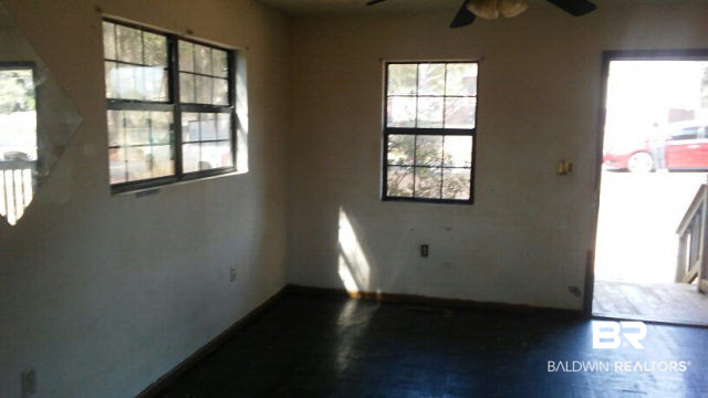 219 Cunningham Street Greenville, AL 36037 - Photo 6 of 6