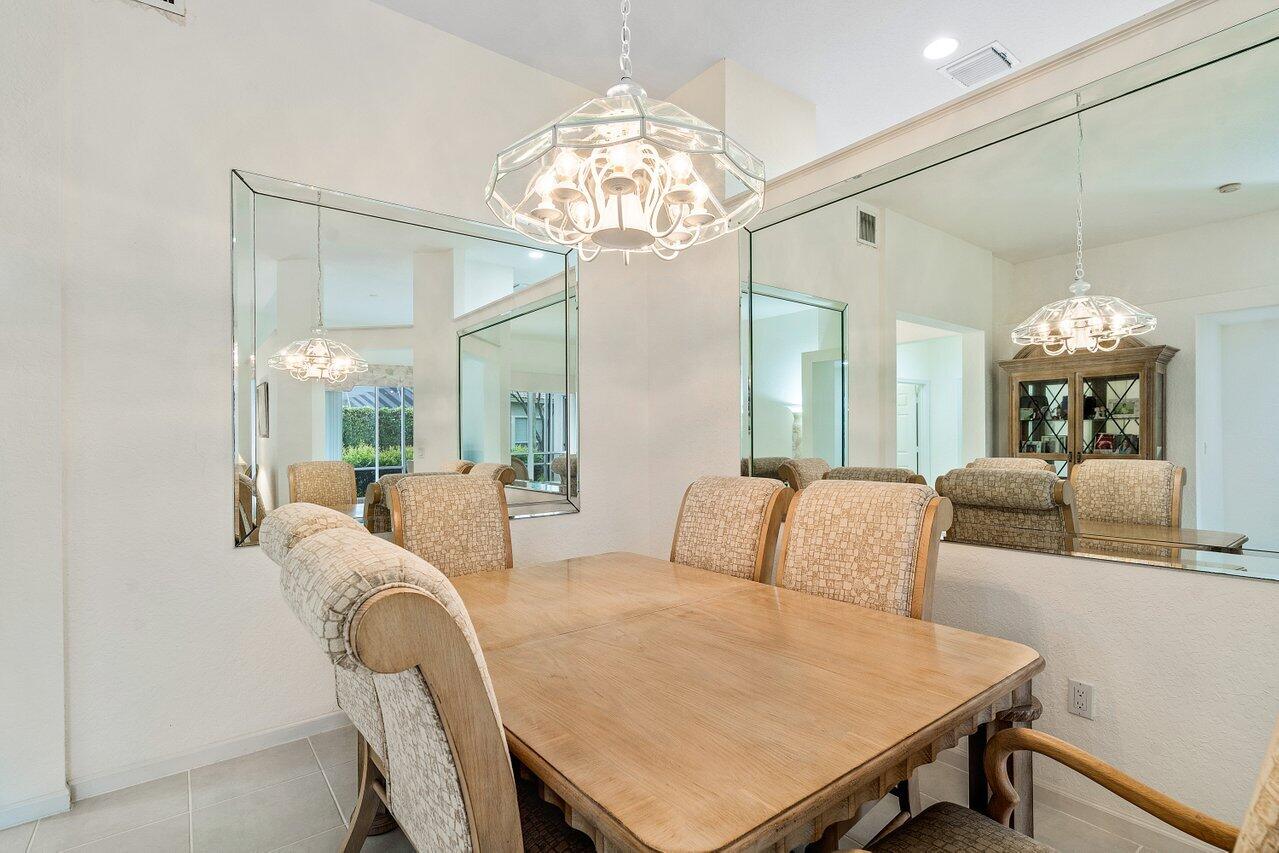 12824 Hyland Circle Boca Raton, FL 33428 - Photo 8 of 30 006-12824HylandCircle-BocaRaton-FL-33428