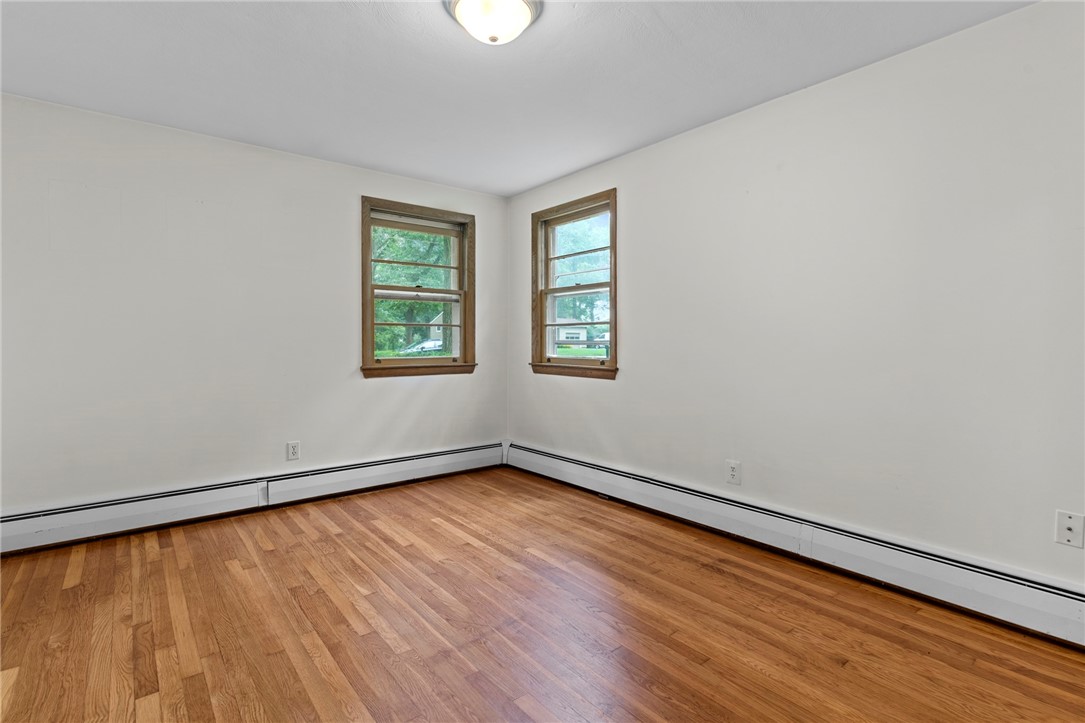 32 Rowe Drive Cranston, RI 02921 - Photo 16 of 48 Gallery Image 16