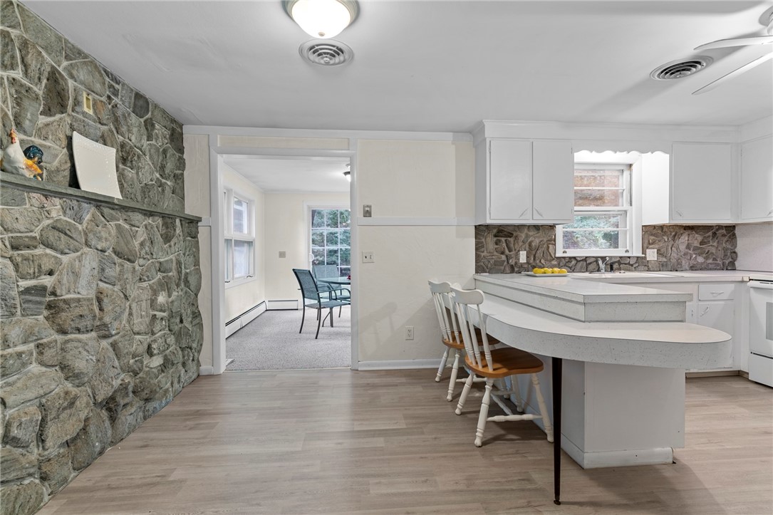 32 Rowe Drive Cranston, RI 02921 - Photo 18 of 48 Gallery Image 18