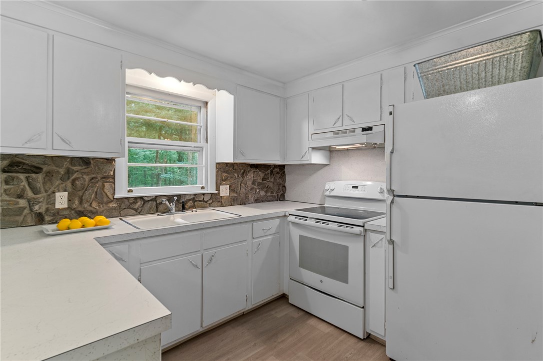 32 Rowe Drive Cranston, RI 02921 - Photo 32 of 48 Gallery Image 32