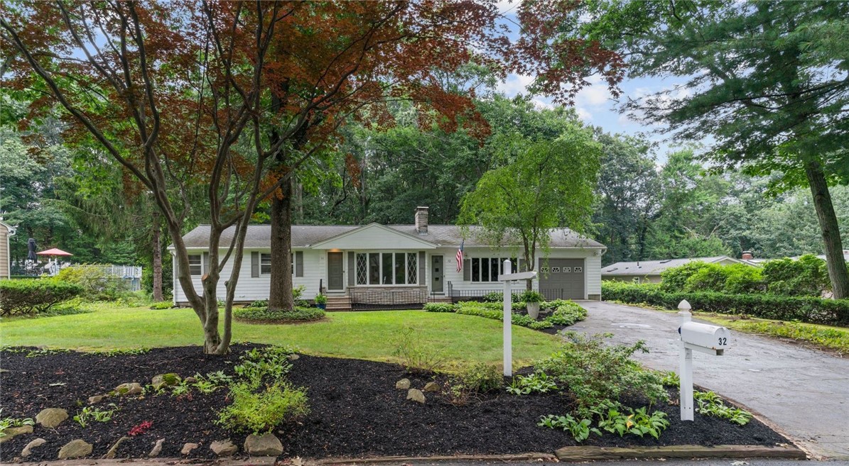 32 Rowe Drive Cranston, RI 02921 - Photo 44 of 48 Gallery Image 44