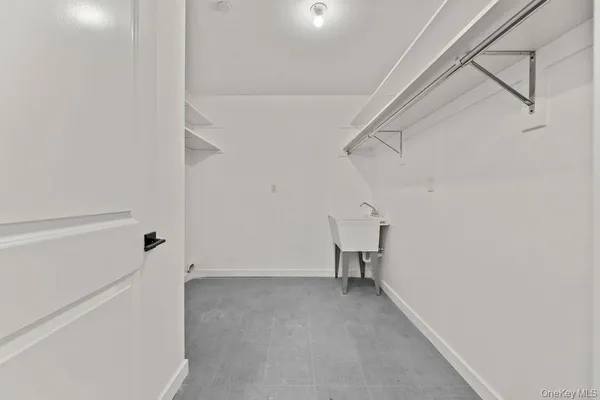 $1,325,000 | 105 North Cole Avenue, Unit 213, Spring Valley, NY 10977