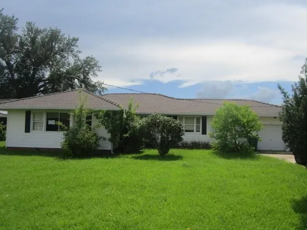$179,500 | 527 North Airline Avenue, Gramercy, LA 70052