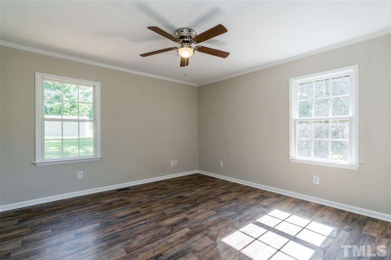 4428 Durham Road Raleigh, NC 27614 - Photo 12 of 25