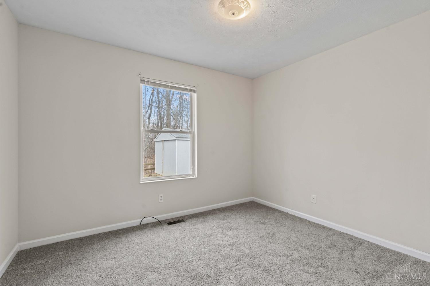 209 Deershadow Road Maineville, OH 45039 - Photo 21 of 36