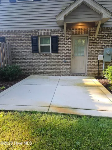 $2,150 | 504 Niblick Circle, West End, NC 27376