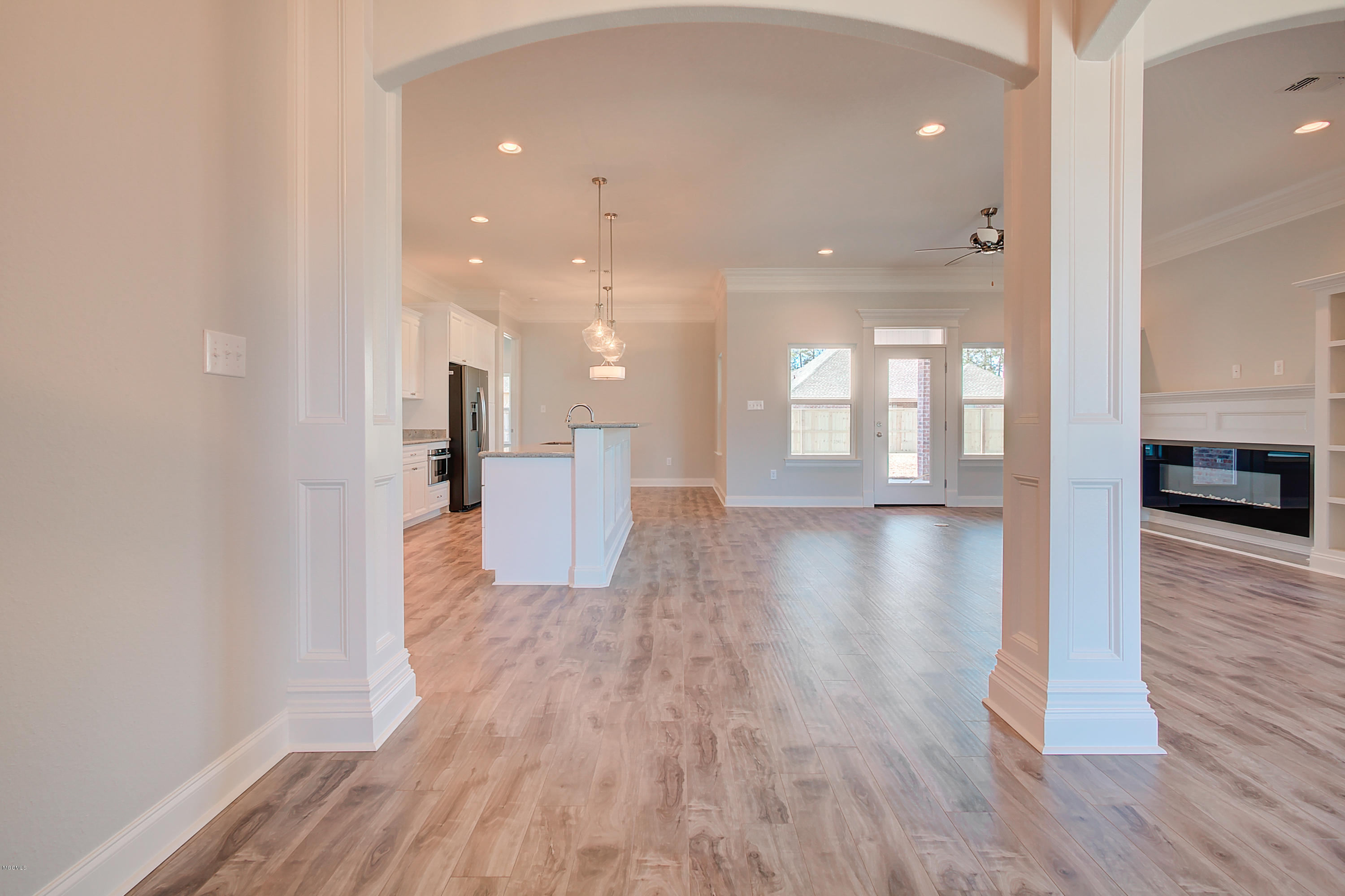 14684 Rue Merlot D'Iberville, MS 39540 - Photo 4 of 31 04