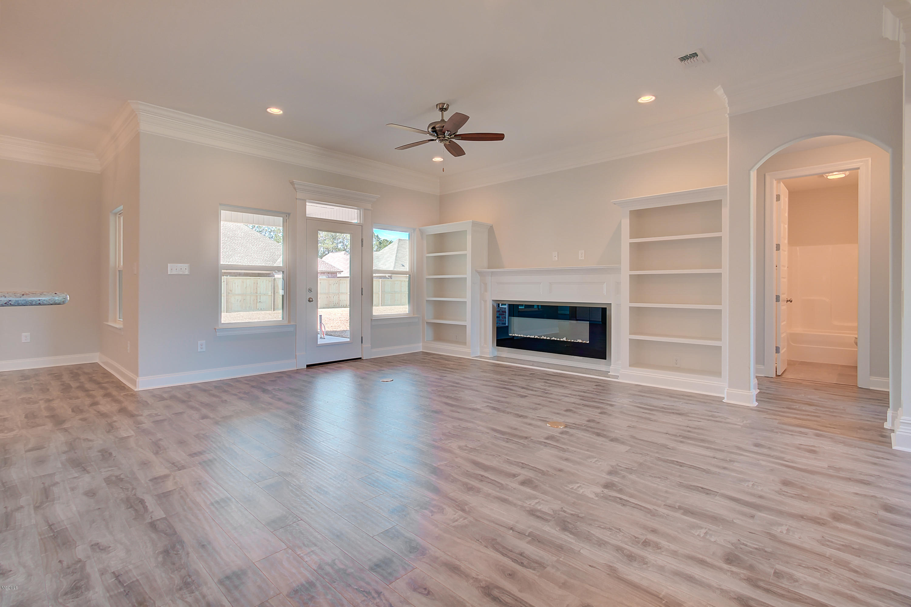 14684 Rue Merlot D'Iberville, MS 39540 - Photo 5 of 31 05