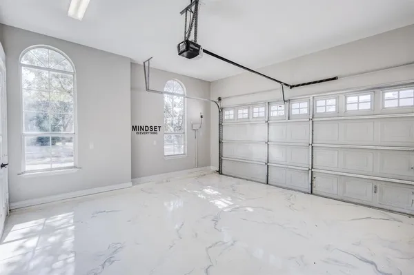 a view of a garage